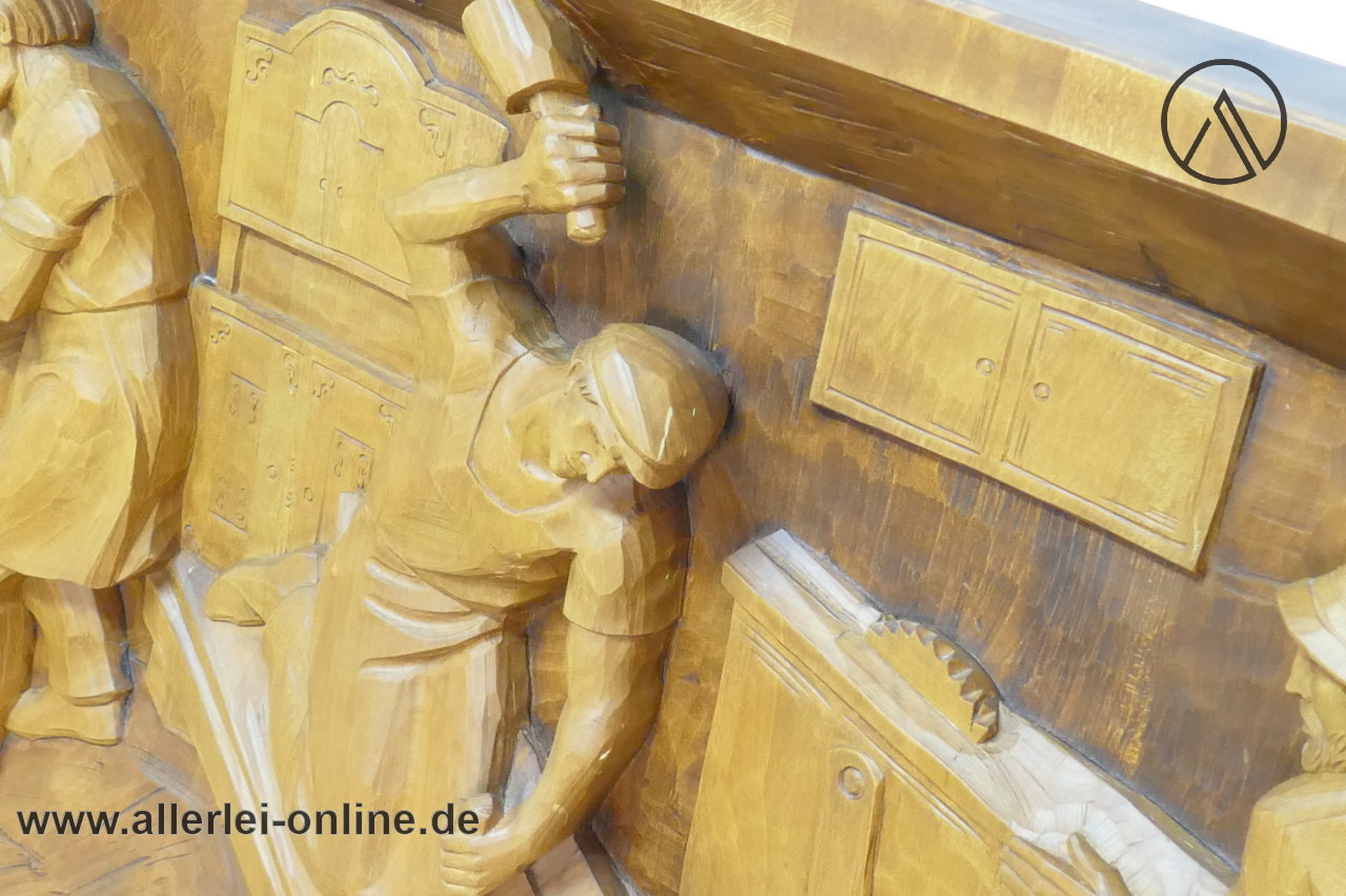 Michael Haimerl Bischofsmais Holzkunst Volkskunst Wand Holzrelief mit Handwerker Motiv Michael Haimerl Bischofsmais Holzkunst Volkskunst Wand Holzrelief mit Handwerker Motiv
