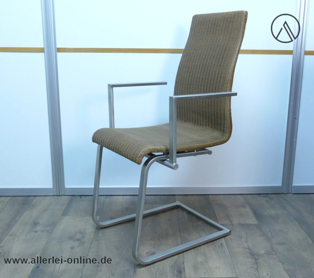 Lloyd Loom LaVida Armlehnstuhl | Freischwinger Stuhl