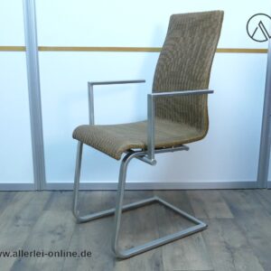 Lloyd Loom LaVida Armlehnstuhl | Freischwinger Stuhl