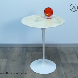Knoll International Designmöbel | Eero Saarinen Tulip Tisch | Marmor Beistelltisch