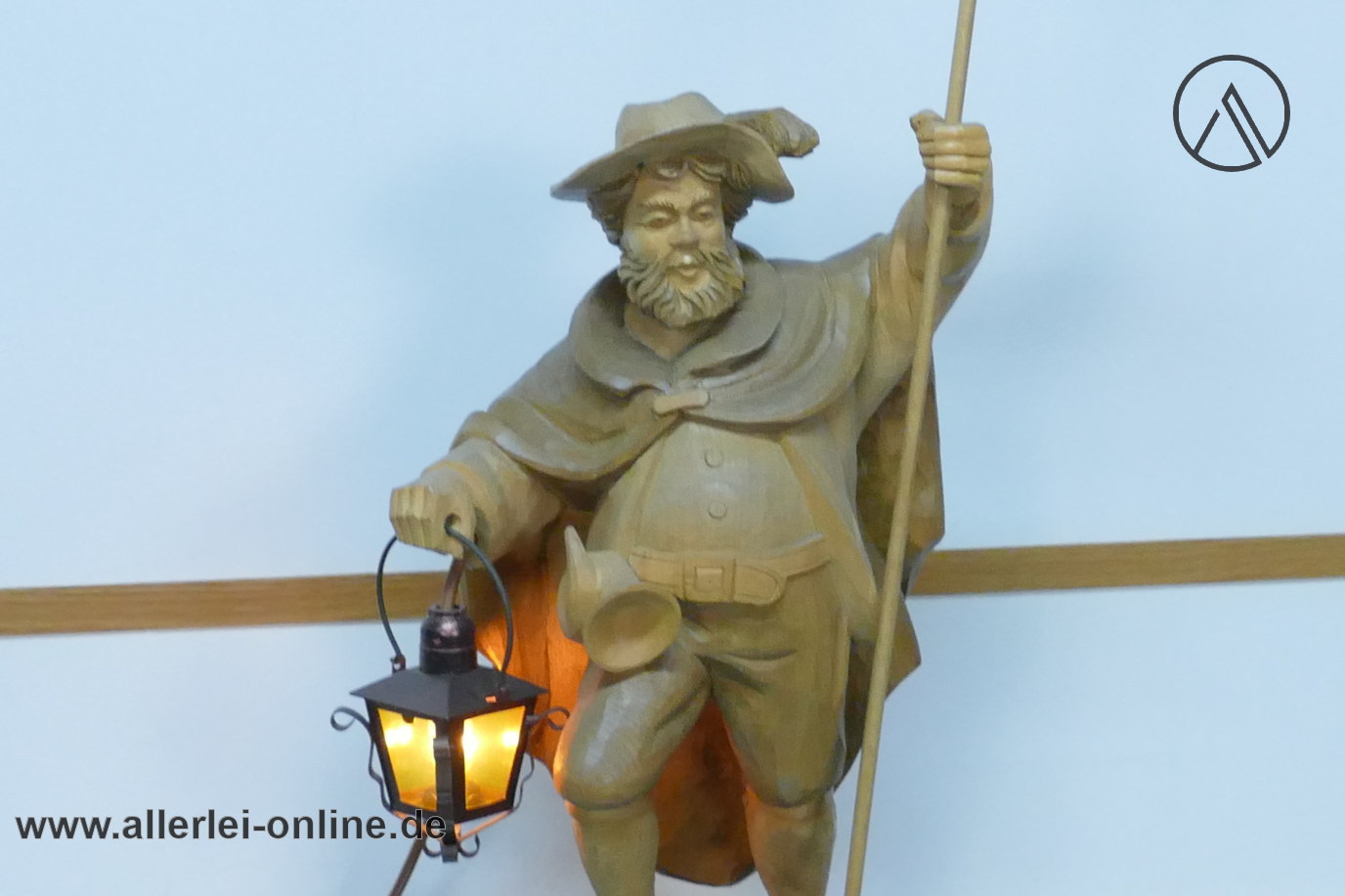 Gstöttner Holz-Statue Bodenmais Nachtwächter mit Hellebarde und Laterne | 71 cm Holzfigur Gstöttner Holz-Statue Bodenmais Nachtwächter mit Hellebarde und Laterne | 71 cm Holzfigur