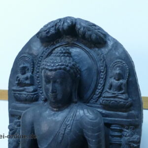 Vintage Buddhafigur aus Kunststein | Steinskulptur des Buddha Shakyamuni 40 x 24 cm