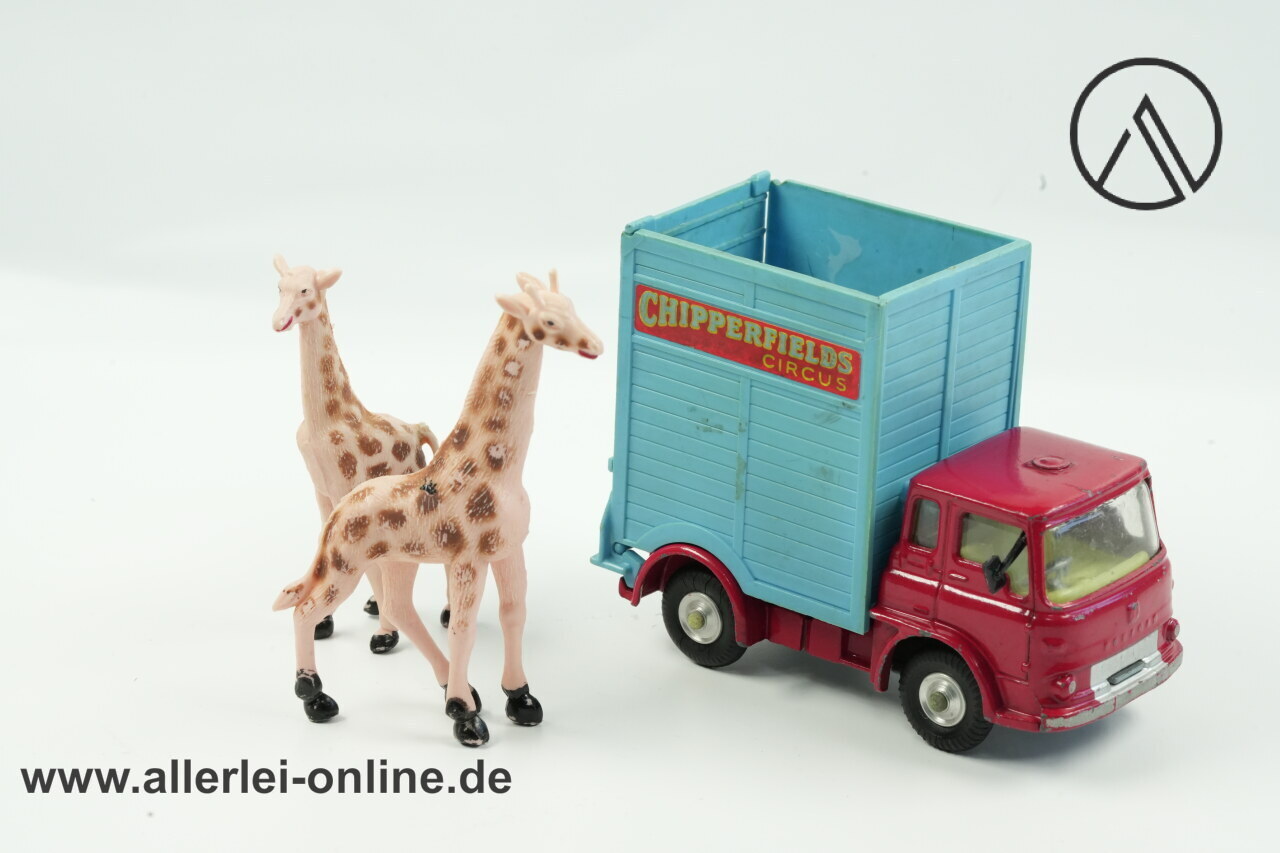 Corgi Toys 503 Chipperfield’s Circus Bedford Tractor Unit Giraffen Transporter
