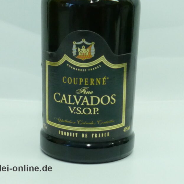 Couperne Fine Calvados VSOP kaufen | Apfel- / Birnenweinbrand - Weinbrand | 40% vol. - 0,7 Liter