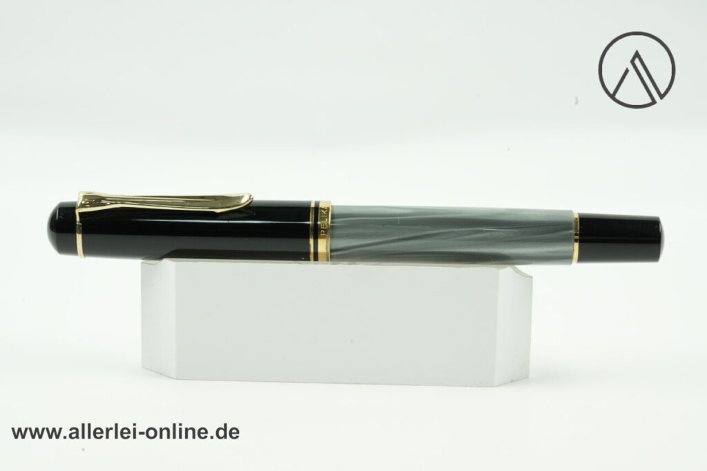 Pelikan Classic M200 Füllhalter | Kolbenfüller "M" | grau/marmoriert