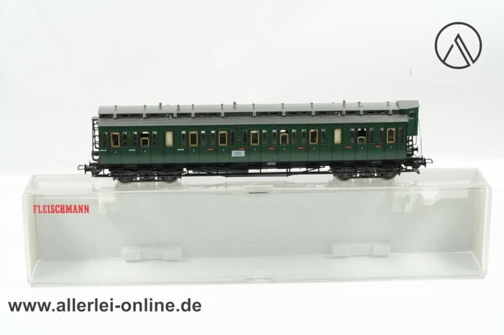 Fleischmann H0 | Fleischmann 5086 Personenwagen | 4-Achs Abteilwagen 3. Klasse 41800 Altona der DRG