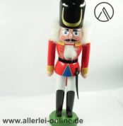 Kunstgewerbe LUTHERER | Nussknacker Wachsoldat 12/184 | Vintage Erzgebirge Holzkunst