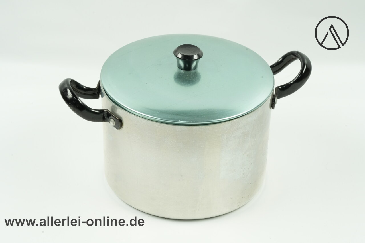 Kinder - Kochgeschirr - Set aus Blech | Puppenzubehör | Töpfe, Stieltopf, Wasserkessel in OVP3 Kinder - Kochgeschirr - Set aus Blech | Puppenzubehör | Töpfe, Stieltopf, Wasserkessel in OVP3