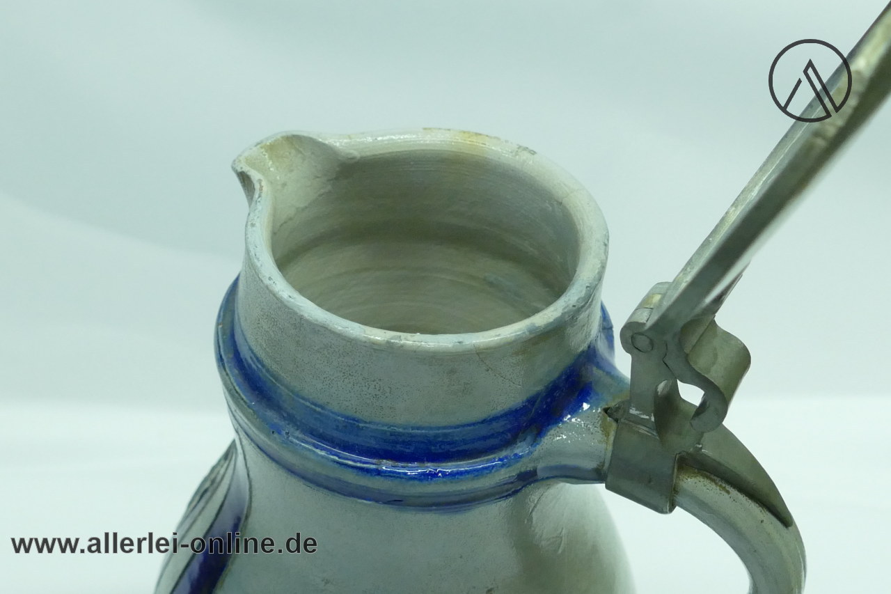 Antik Westerwälder Steingutkanne 1,5 Liter mit Zinndeckel Allerlei Online Shop Antik Westerwälder Steingutkanne 1,5 Liter mit Zinndeckel Allerlei Online Shop