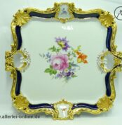 Meissen Porzellan Prunktablett | Ernst August Leuteritz für Meissen | Rokoko-Dekor Serviertablett - Prunkplatte Royal Kobalt Blau mit Blumenbukett